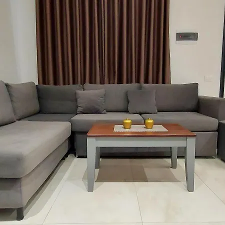 Tritea Апартаменты